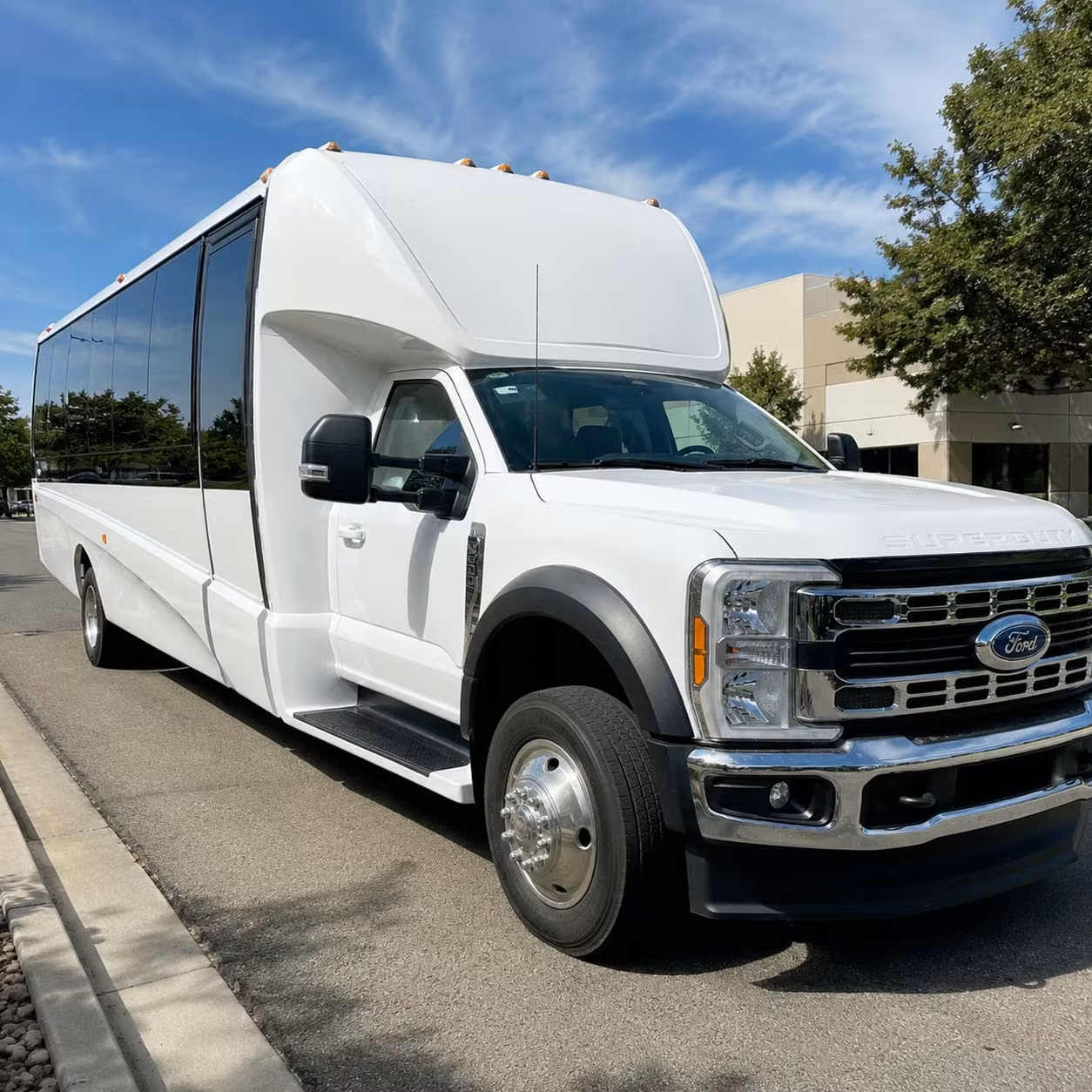 15 passenger minibus